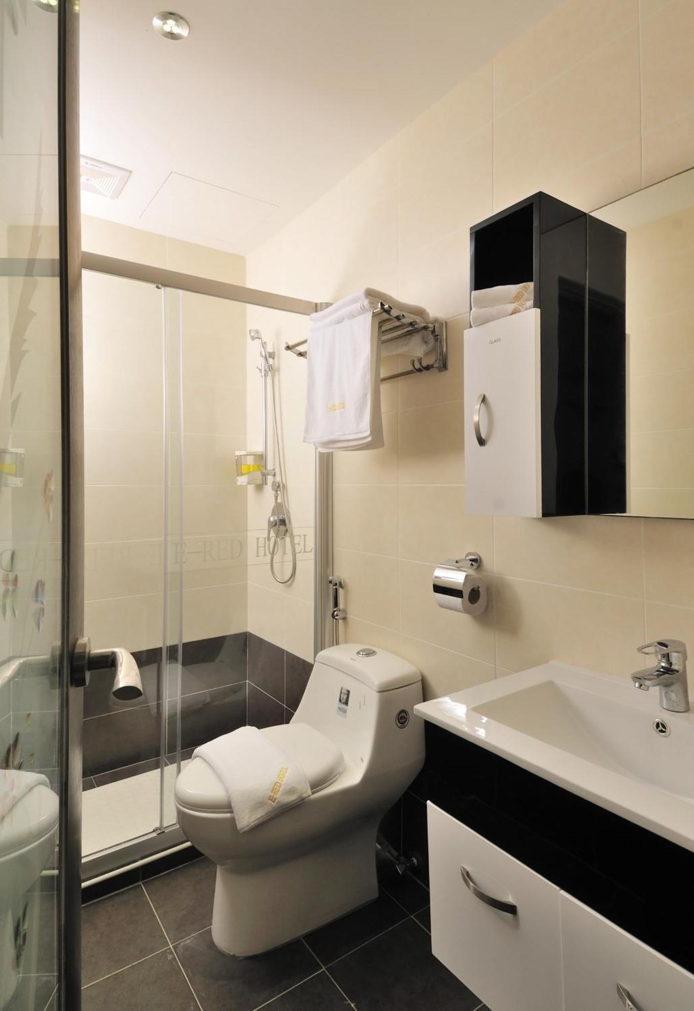 בוקיט מרטג'אם Ernes Hotel Bayu Mutiara מראה חיצוני תמונה