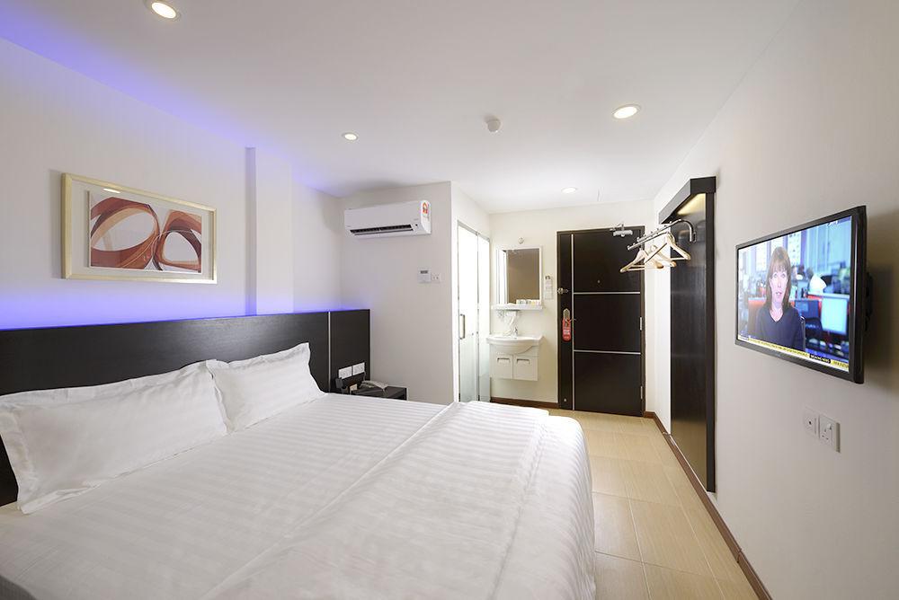 בוקיט מרטג'אם Ernes Hotel Bayu Mutiara מראה חיצוני תמונה